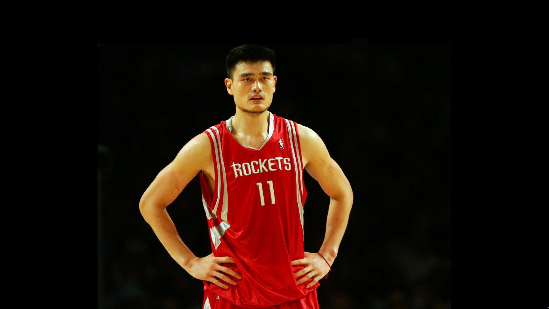 NBA季后赛激战正酣 东西部豪强争夺总决赛门票