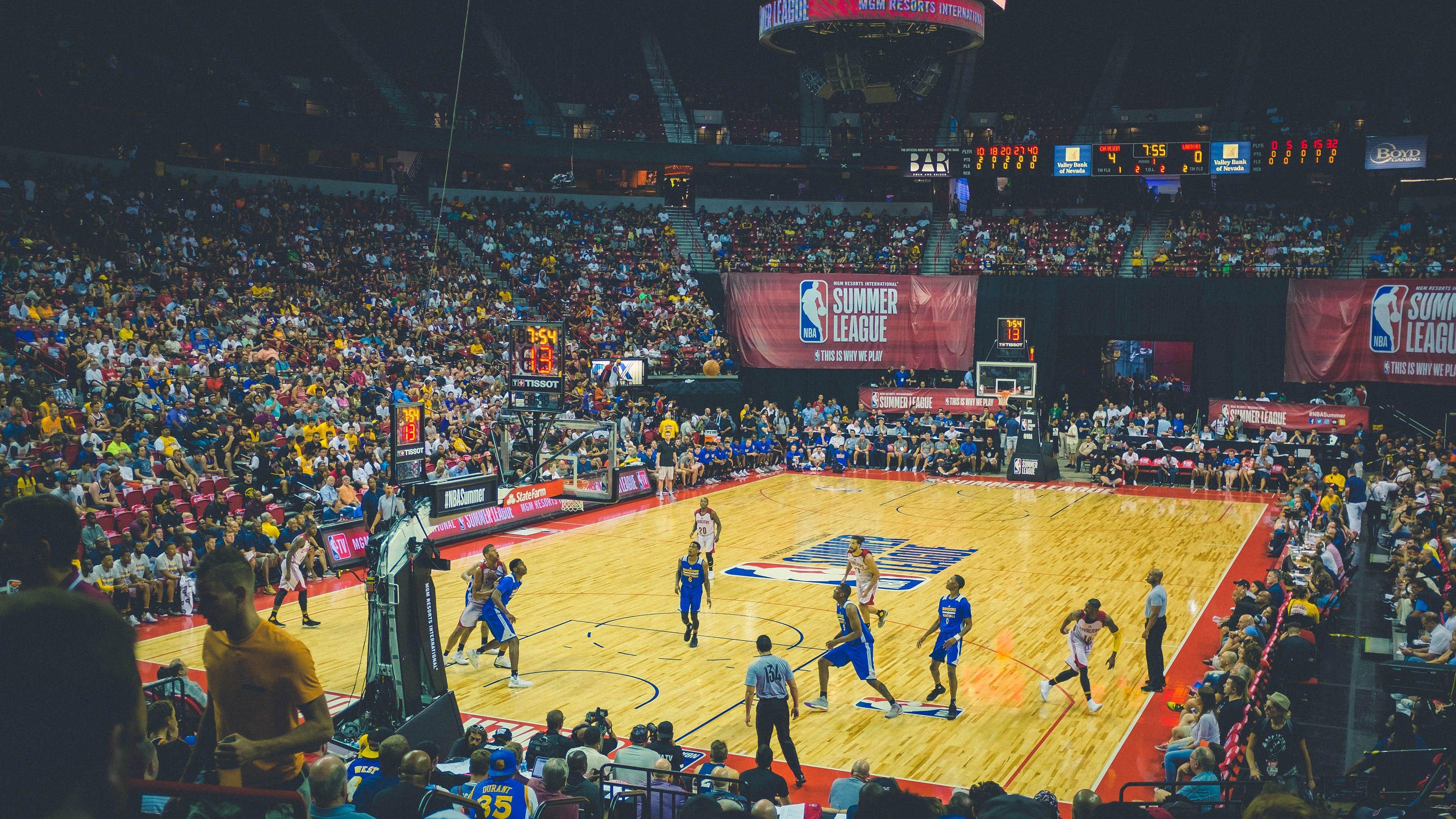 中超大结局，海港力压申花成就三连冠伟业，长春梅州遗憾降级