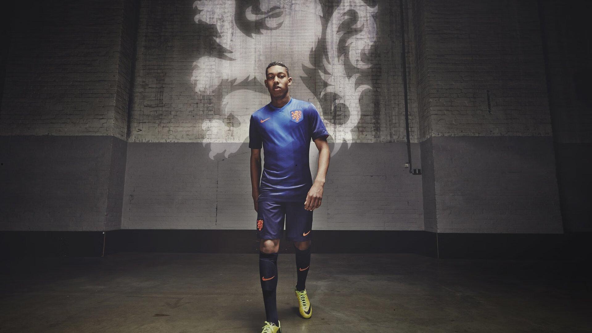 时光雕琢，传奇永恒，不同时期的梅西，同样闪耀的帅气